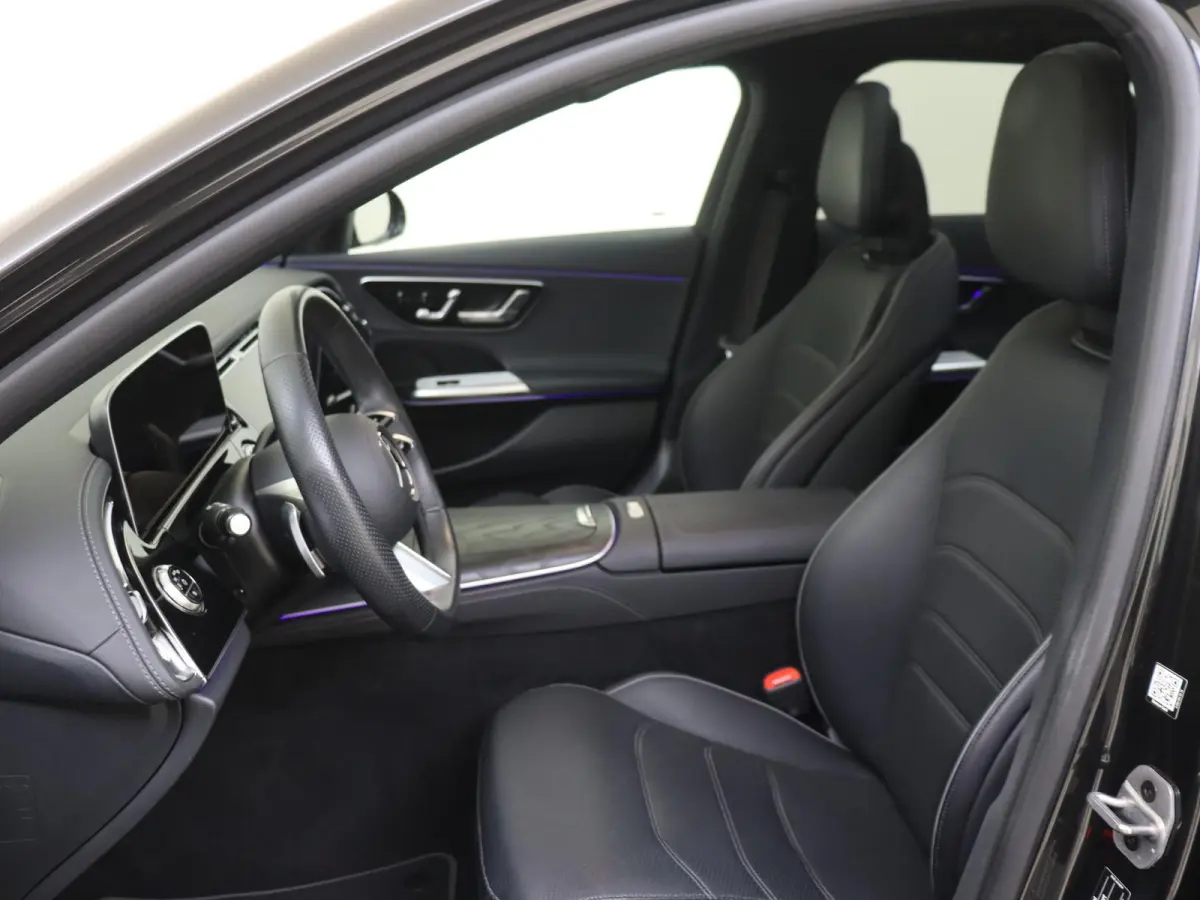300 e Sport Edition Panoramadak / Superscreen / Memory Seats / 360 Camera / Privacy Glass / Stoelventilatie + Verwarming /