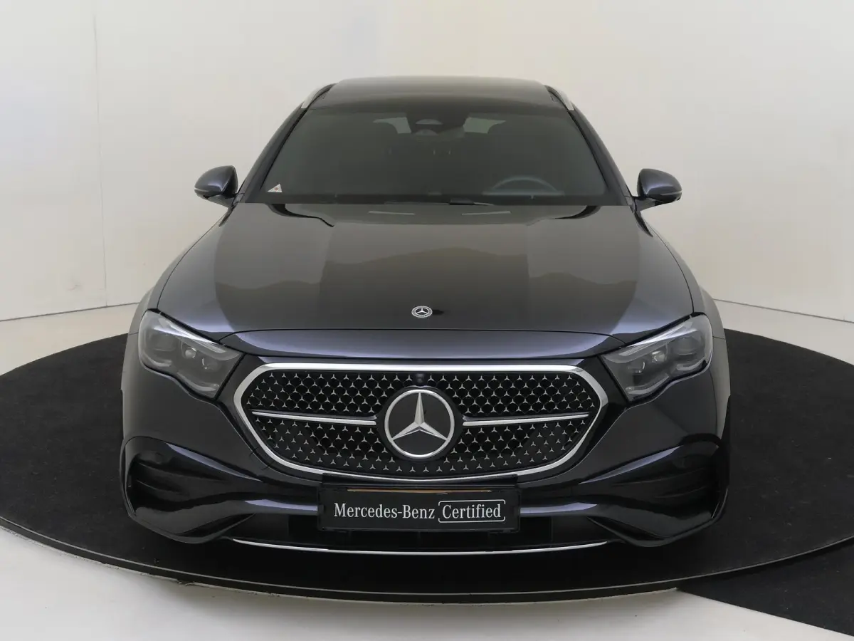 300 e Sport Edition Panoramadak / Superscreen / Memory Seats / 360 Camera / Privacy Glass / Stoelventilatie + Verwarming /