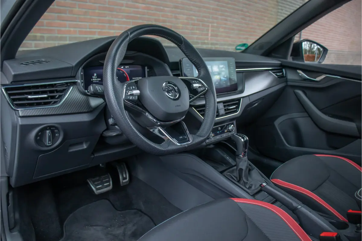 1.5 TSI DSG Monte Carlo, Panoramadak, Camera, Stoel & Stuurverwarming, Adaptive Cruise, Carplay, Keyless.