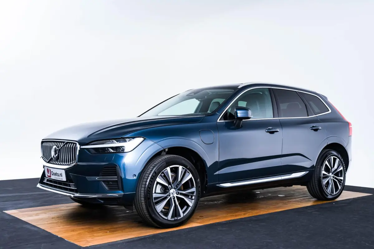 2.0 T6 Plug-in hybrid AWD Inscription Trekhaak - Panoramadak - Adaptieve Cruise Contol - Head up - Harman Kardon - Stoelmassage - Elektrisch verstelbare/verwarmde stoelen -