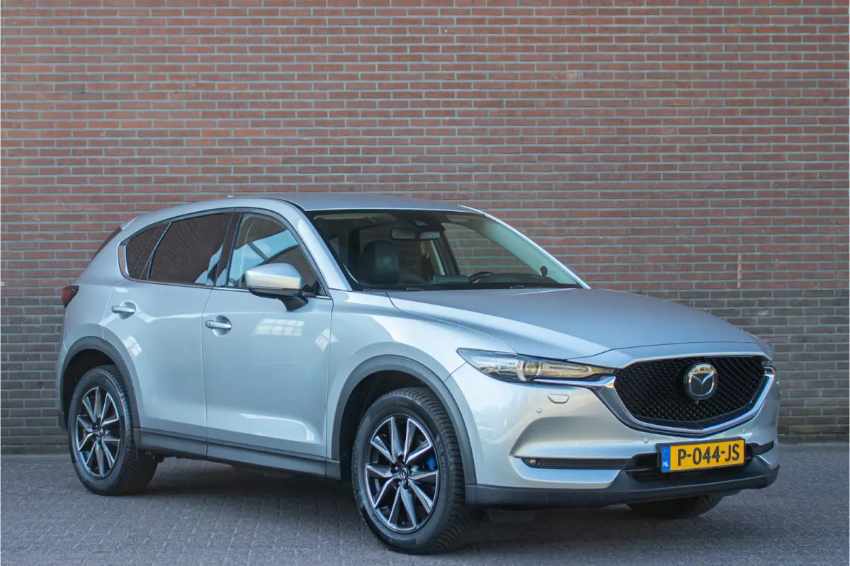 2.5 SkyActiv-G Exclusive-Line 4WD, 360 Camera, Adaptive Cruise, Trekhaak, Leder, Head-up, Memory, Stoel & Stuurverwarming.