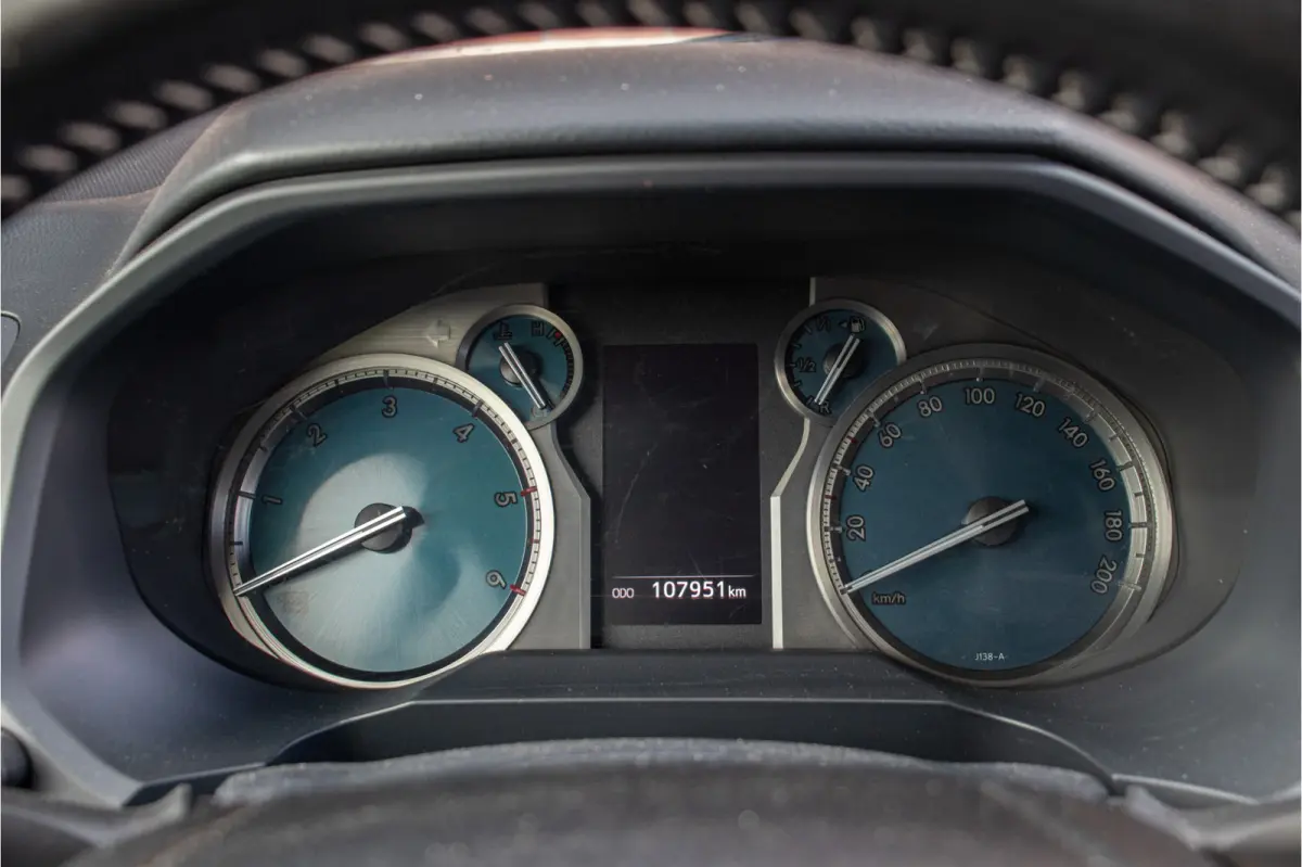 2.8 D-4D-F Blind Van, 107.000km NAP, Camera, DAB+, Keyless, Trekhaak, Navigatie, LED.
