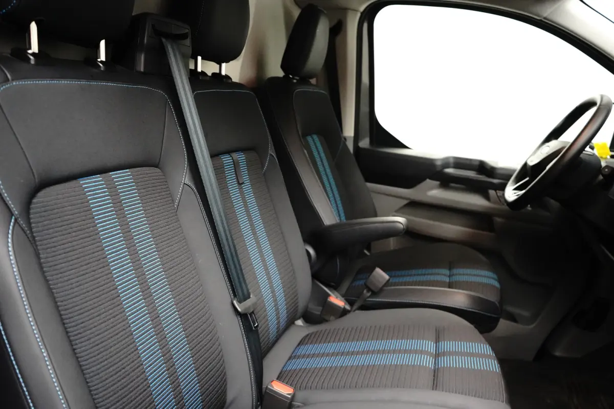 300 2.0 TDCI L2H1 Sport 170pk Automaat | Dubbele schuifdeur | 20" velgen | Adaptive Cruise | BLISS | Ford 5 jaar garantie / 200.000 km! |
