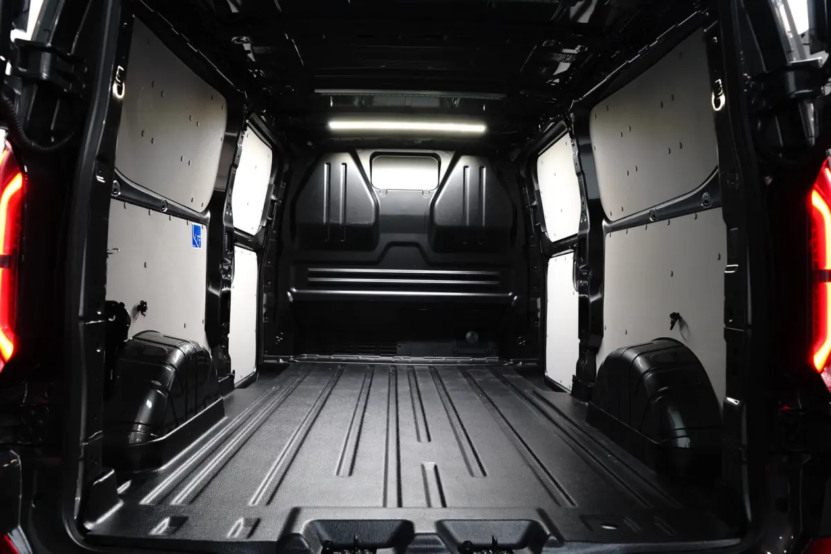 300 2.0 TDCI L2H1 Sport 170pk Automaat | Dubbele schuifdeur | 20" velgen | Adaptive Cruise | BLISS | Ford 5 jaar garantie / 200.000 km! |