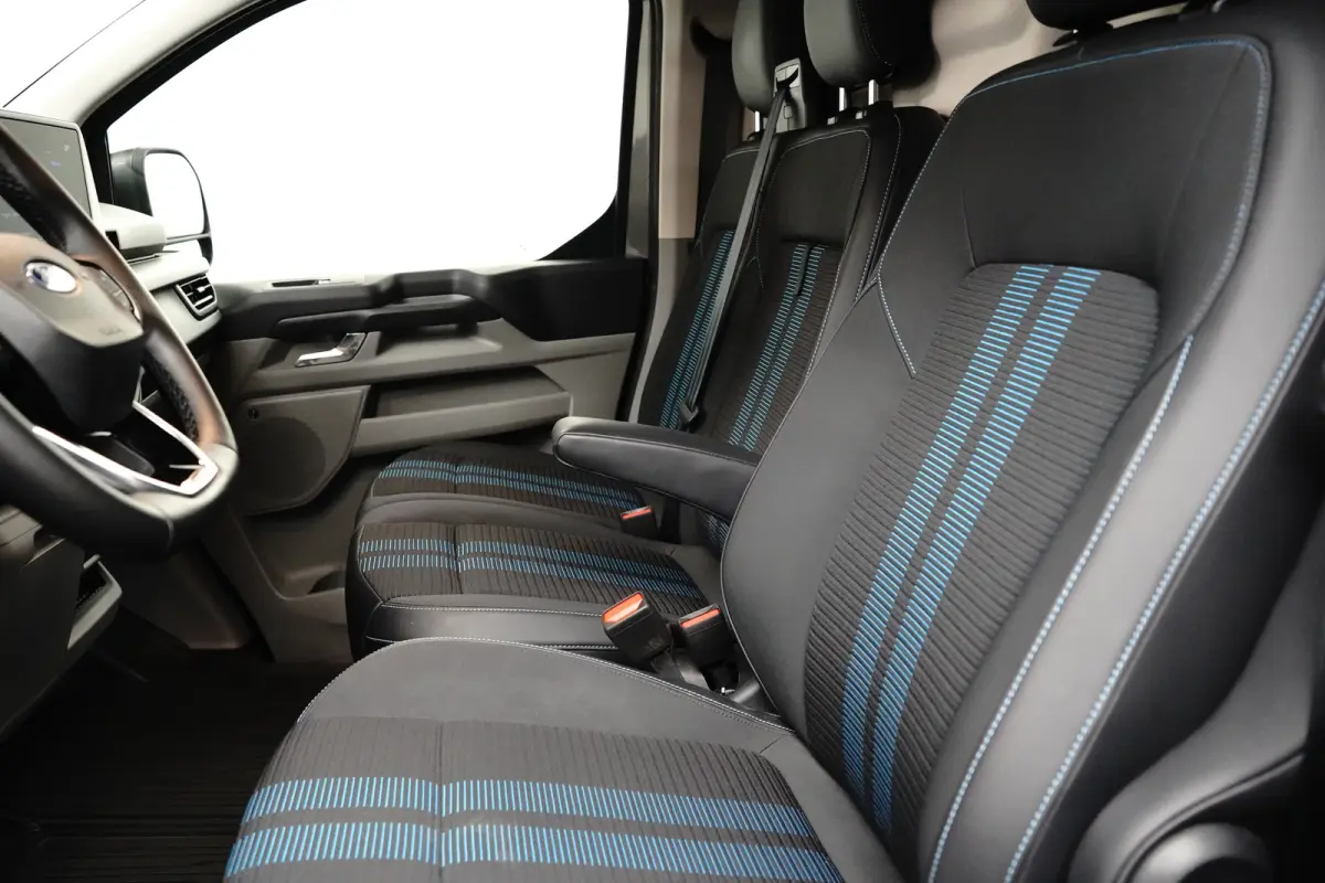300 2.0 TDCI L2H1 Sport 170pk Automaat | Dubbele schuifdeur | 20" velgen | Adaptive Cruise | BLISS | Ford 5 jaar garantie / 200.000 km! |