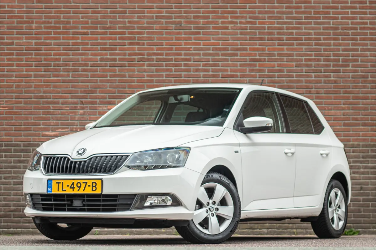 1.0 TSI Clever, Origineel NL, Navigatie, PDC, Airco, Cruise control.
