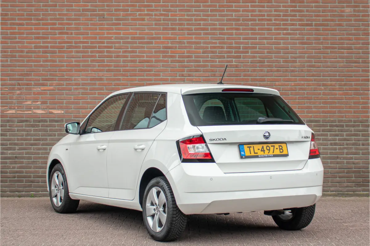1.0 TSI Clever, Origineel NL, Navigatie, PDC, Airco, Cruise control.