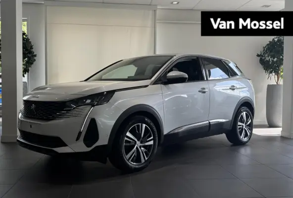 Allure | Camera | Navigatie | Apple Carplay/Android Auto | Lichtmetalen velgen