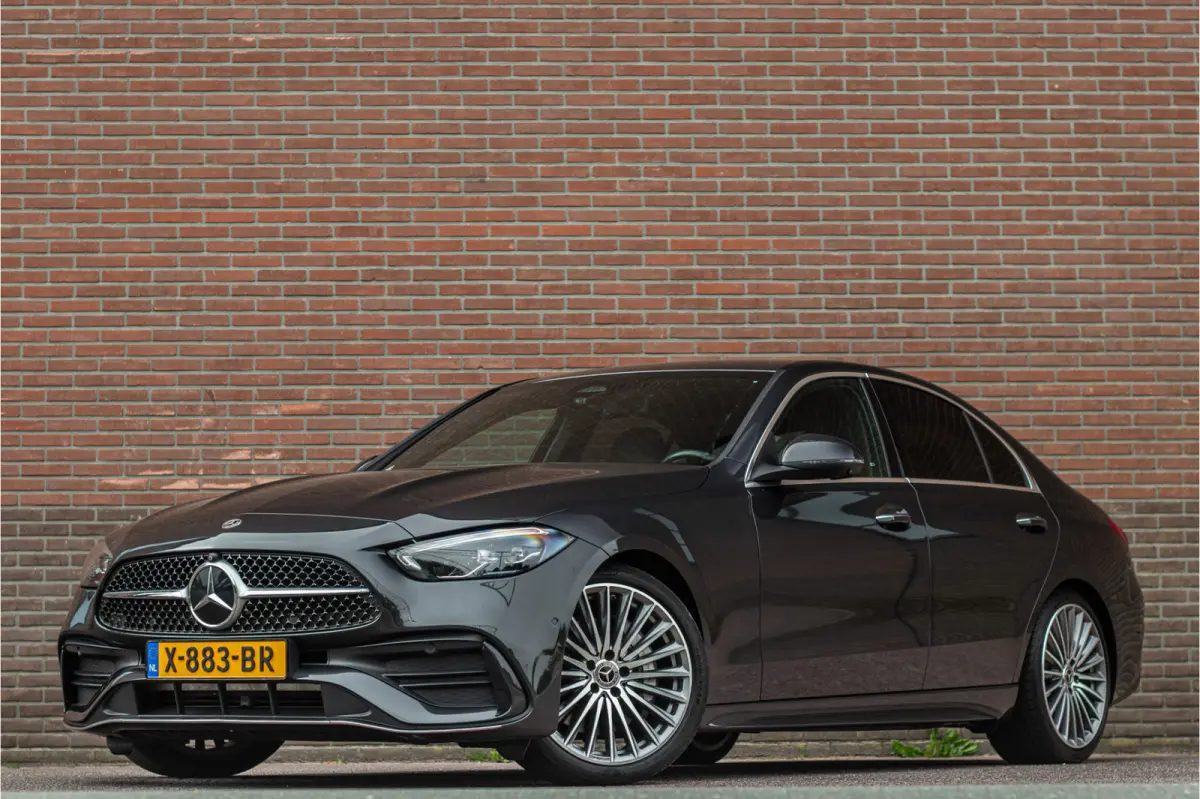 180 AMG Line, Origineel NL, 360 Camera, Memory, Augmented Reality, Leder, Keyless, Sfeerverlichting.