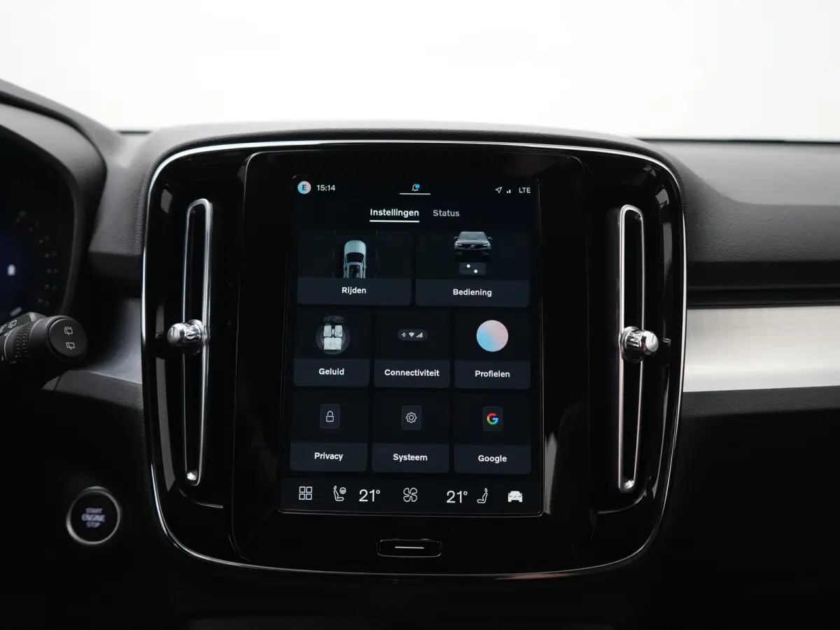 B4 Plus Dark | Harman/Kardon | Adaptive Cruise | BLIS | Trekhaak | Camera | Elek Stoel | Keyless Entry