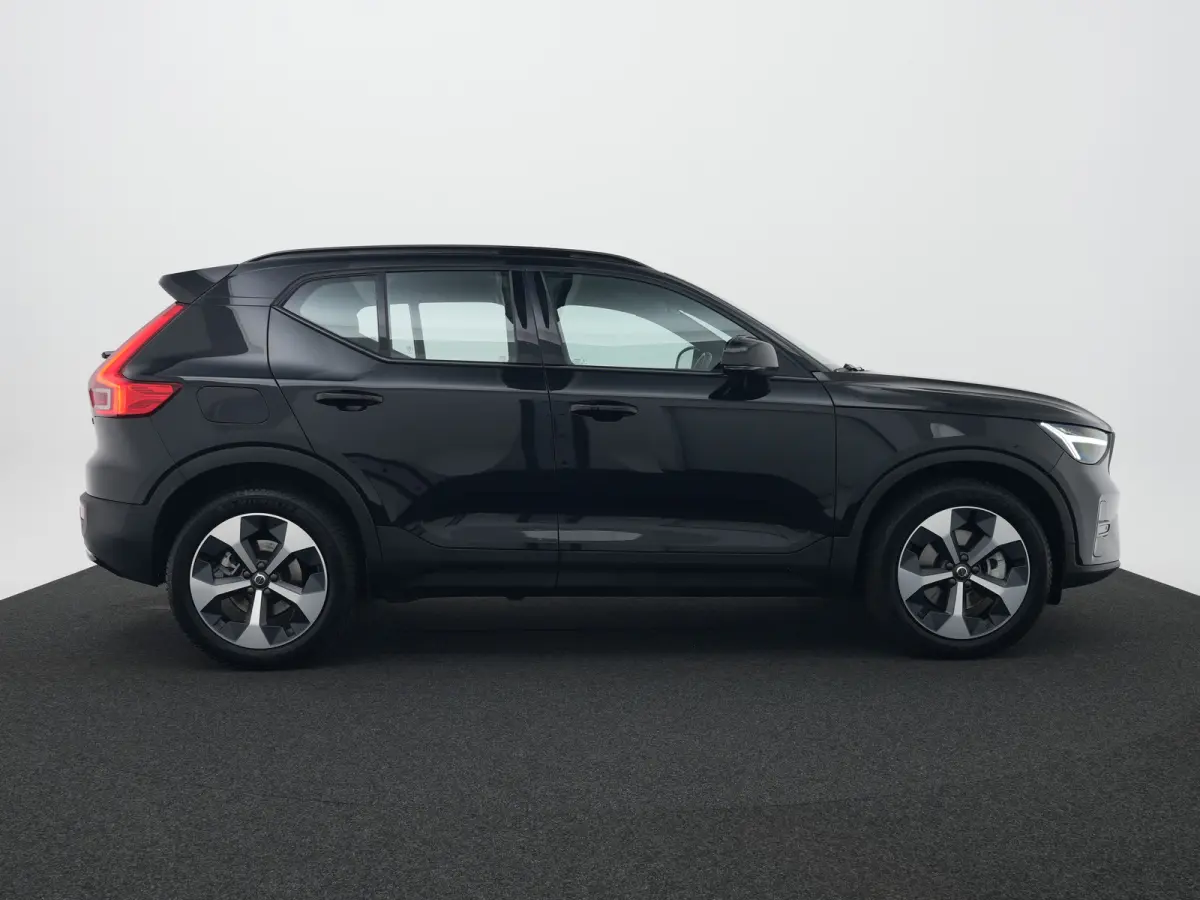 B4 Plus Dark | Harman/Kardon | Adaptive Cruise | BLIS | Trekhaak | Camera | Elek Stoel | Keyless Entry