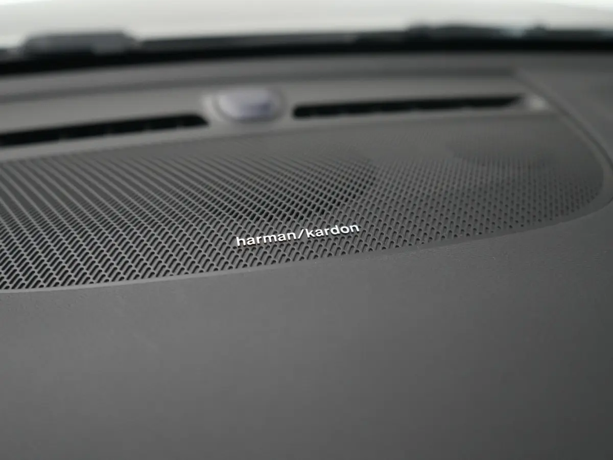 B4 Plus Dark | Harman/Kardon | Adaptive Cruise | BLIS | Trekhaak | Camera | Elek Stoel | Keyless Entry