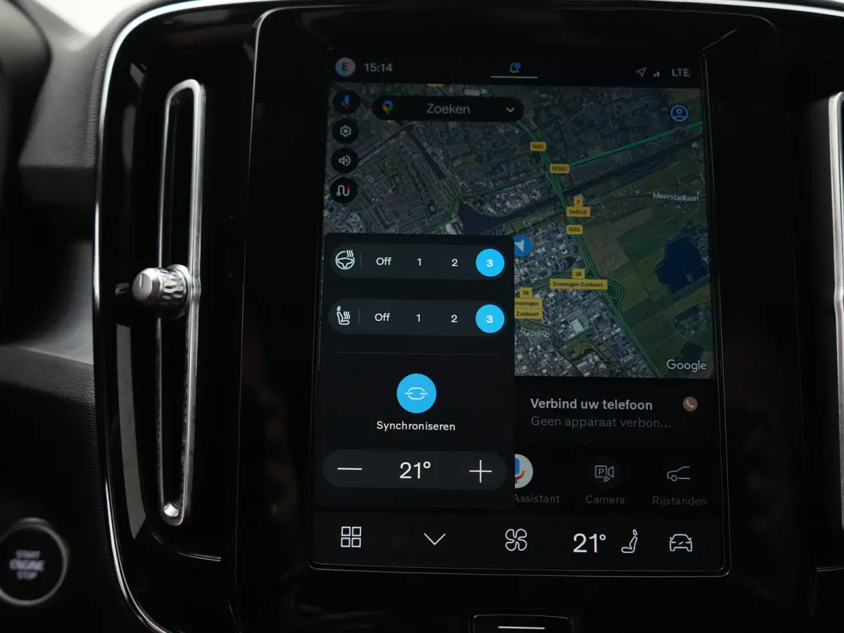 B4 Plus Dark | Harman/Kardon | Adaptive Cruise | BLIS | Trekhaak | Camera | Elek Stoel | Keyless Entry
