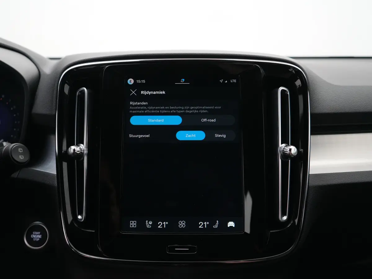 B4 Plus Dark | Harman/Kardon | Adaptive Cruise | BLIS | Trekhaak | Camera | Elek Stoel | Keyless Entry
