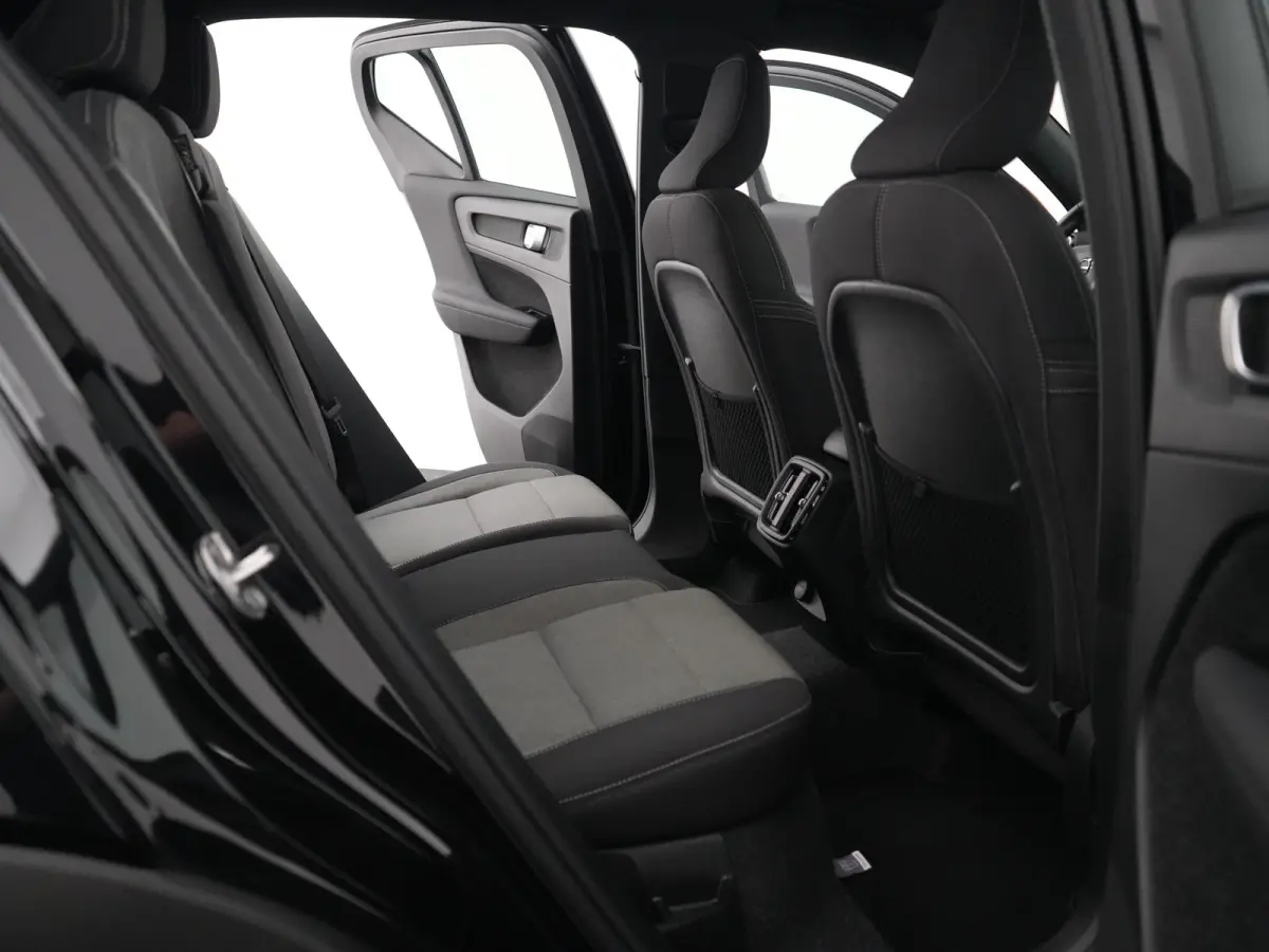B4 Plus Dark | Harman/Kardon | Adaptive Cruise | BLIS | Trekhaak | Camera | Elek Stoel | Keyless Entry