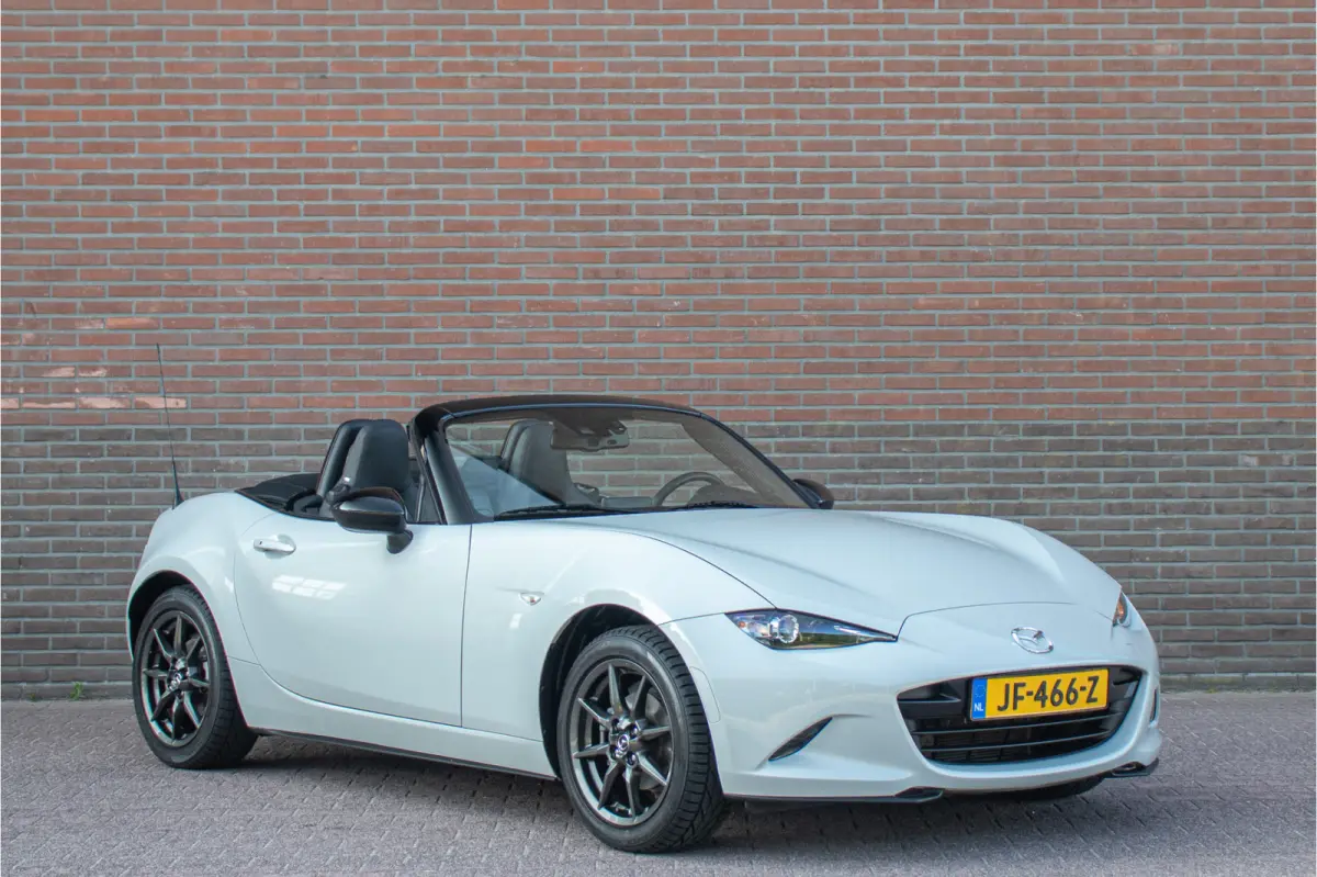 1.5 SkyActiv-G GT-M, 1e eigenaar, 71.000km NAP, Carplay, Leder, Navigatie, Keyless, PDC, Stoelverwarming, DAB+.