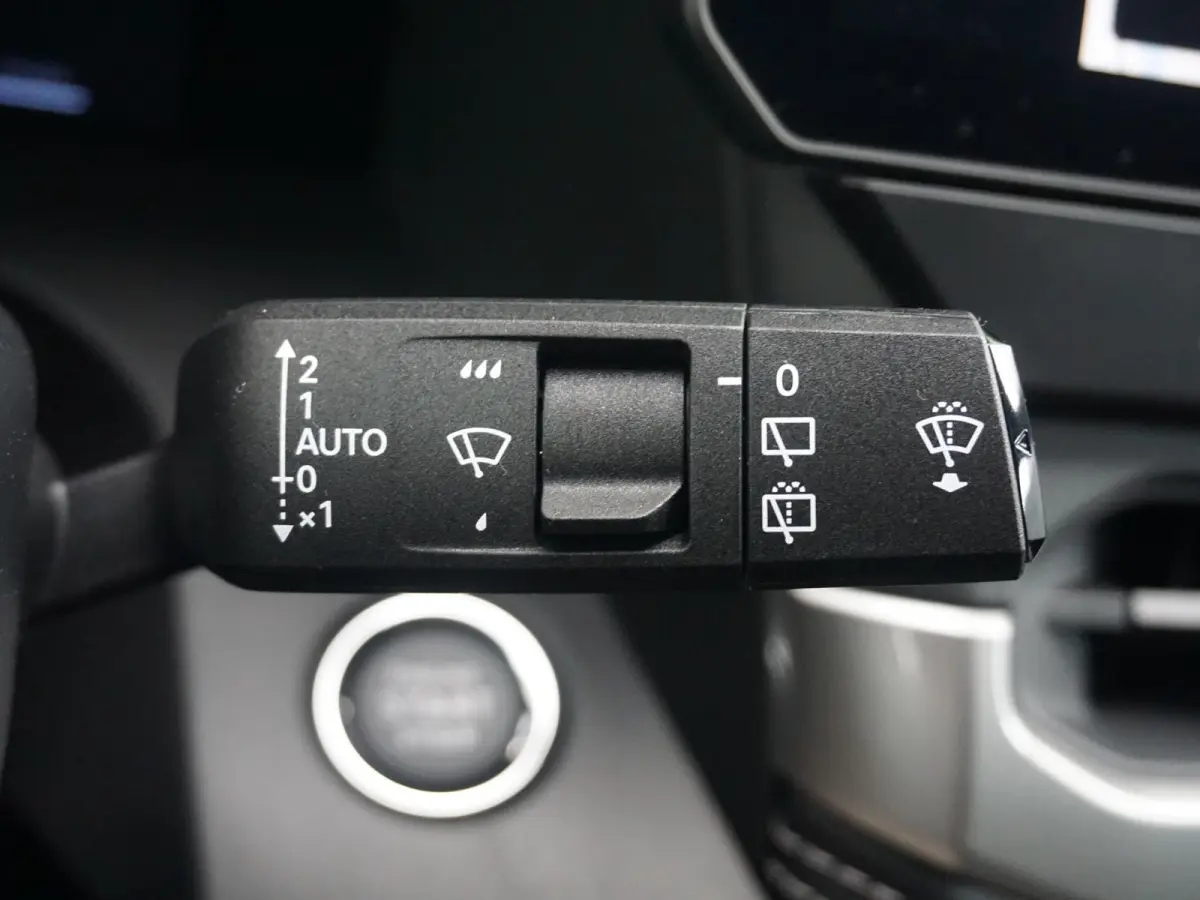 First Edition 74 kWh | Actieprijs* | Adapt. Cruise | Camera | Carplay | 20" | Elektr. A-Klep | Navi | Winter Pack | Schuif/Kanteldak | Premium Pack | Conv. Pack | Warmtepomp
