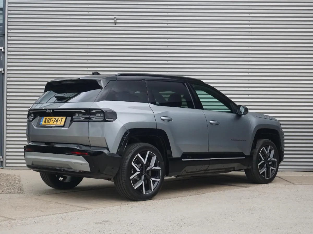 First Edition 74 kWh | Actieprijs* | Adapt. Cruise | Camera | Carplay | 20" | Elektr. A-Klep | Navi | Winter Pack | Schuif/Kanteldak | Premium Pack | Conv. Pack | Warmtepomp