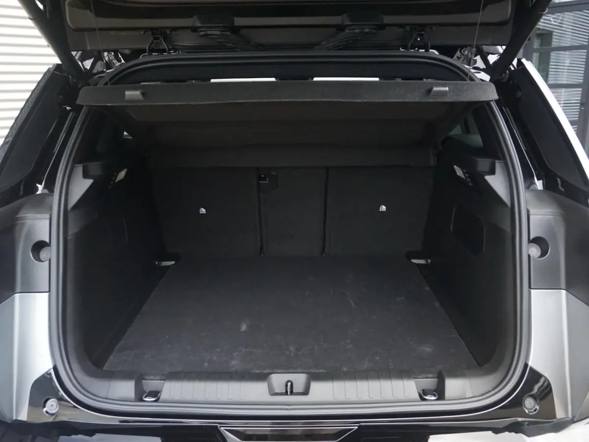 First Edition 74 kWh | Actieprijs* | Adapt. Cruise | Camera | Carplay | 20" | Elektr. A-Klep | Navi | Winter Pack | Schuif/Kanteldak | Premium Pack | Conv. Pack | Warmtepomp