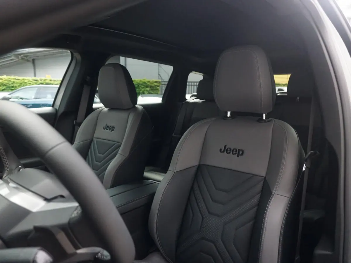 First Edition 74 kWh | Actieprijs* | Adapt. Cruise | Camera | Carplay | 20" | Elektr. A-Klep | Navi | Winter Pack | Schuif/Kanteldak | Premium Pack | Conv. Pack | Warmtepomp
