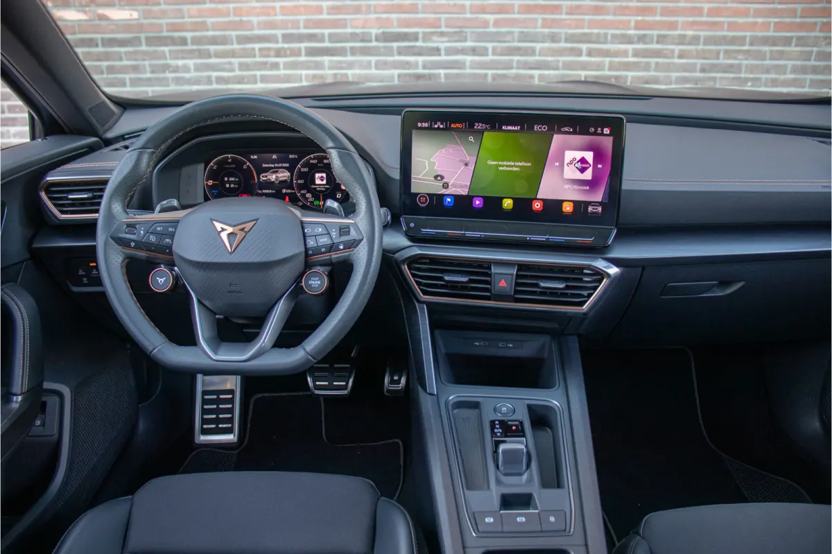 1.4 e-Hybrid 245pk VZ, Stoel & Stuurverwarming, Navigatie, Camera, Full LED, Adaptive Cruise, DAB+