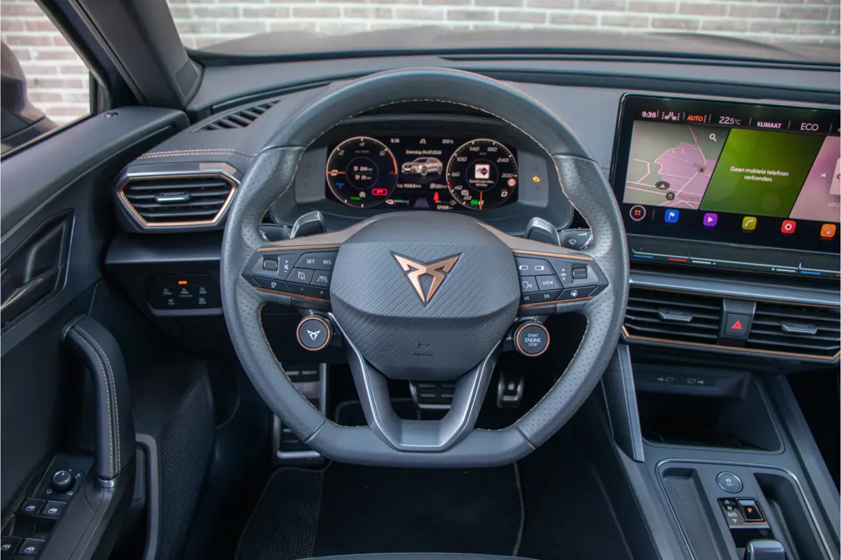 1.4 e-Hybrid 245pk VZ, Stoel & Stuurverwarming, Navigatie, Camera, Full LED, Adaptive Cruise, DAB+