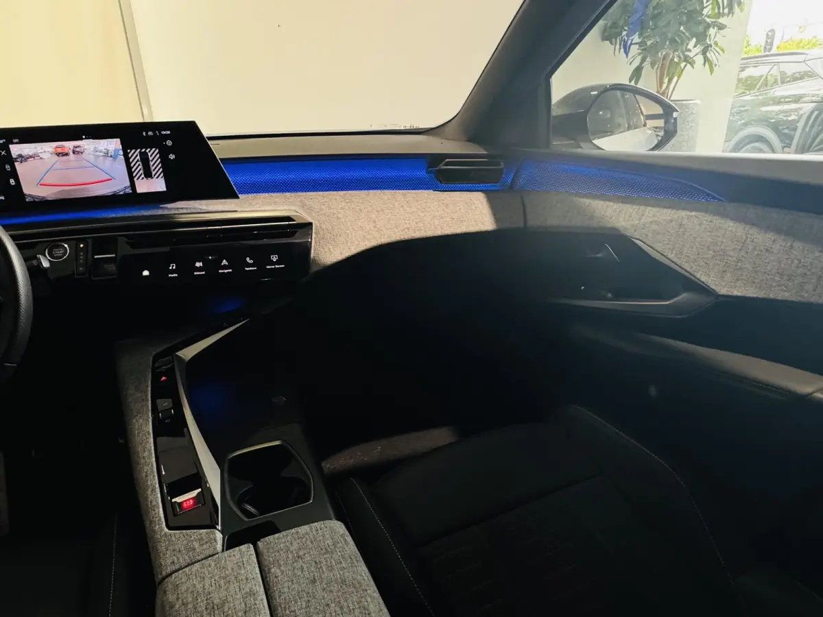 1.2 Hybrid 136 GT | Camera | Navigatie | Climate control | Apple Carplay/Android Auto