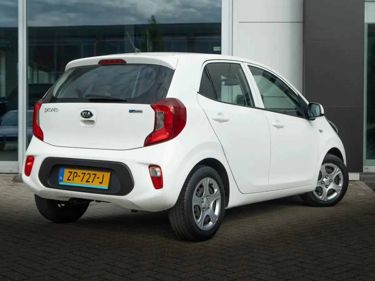 1.0 CVVT EconomyPlusLine | Airco | Bluetooth |