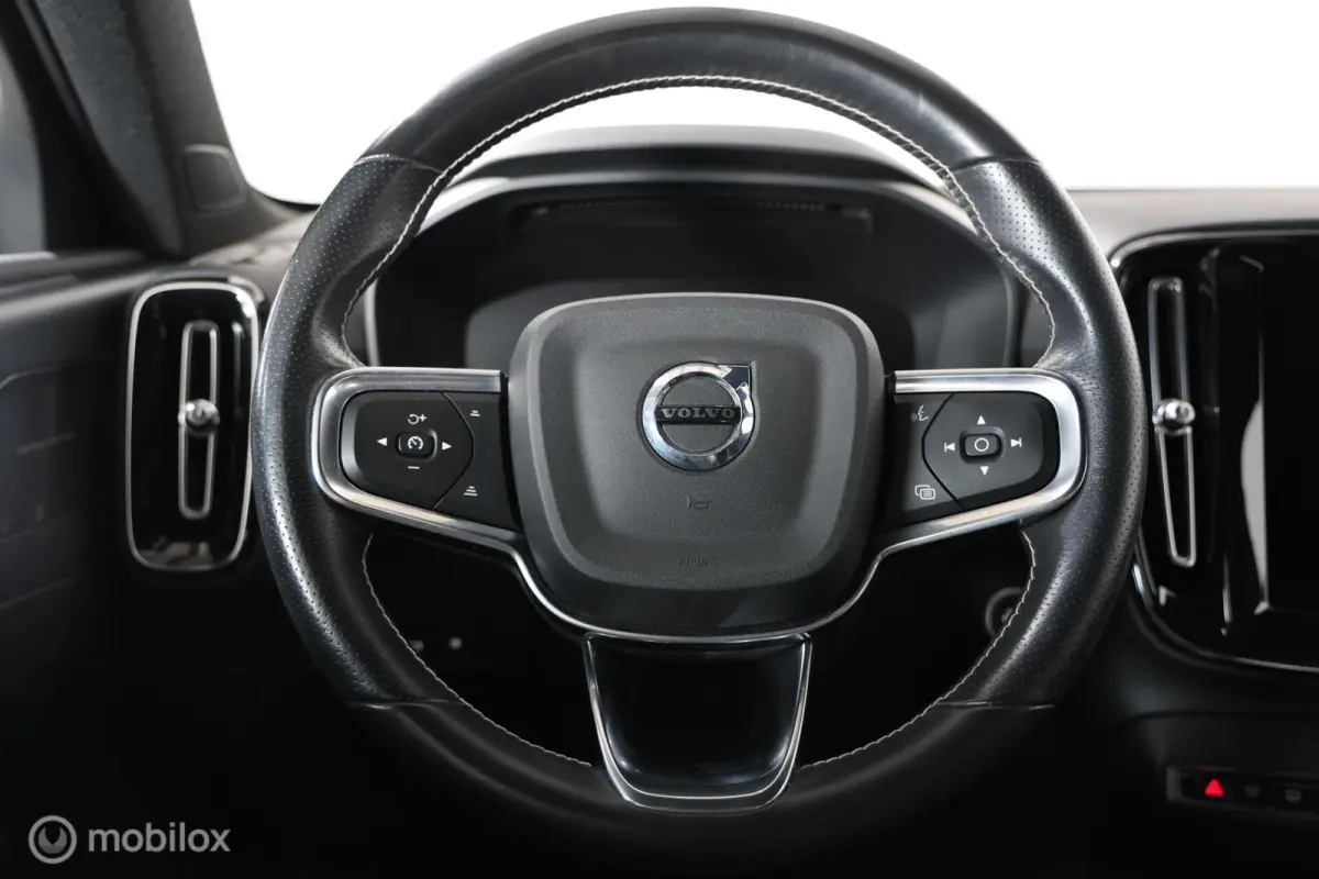 1.5 T4 - Trekhaak elektrisch - Stuur/Stoelverwarming - Carplay