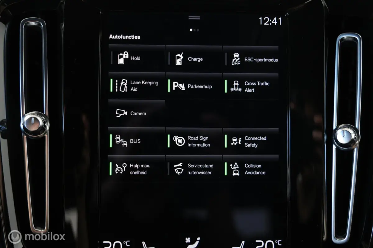 1.5 T4 - Trekhaak elektrisch - Stuur/Stoelverwarming - Carplay
