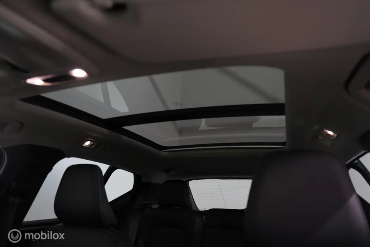 1.5 T5 Plug-in hybrid Ultimate Dark - Pano - Elektrische trekhaak - Stuur/stoelverwarming