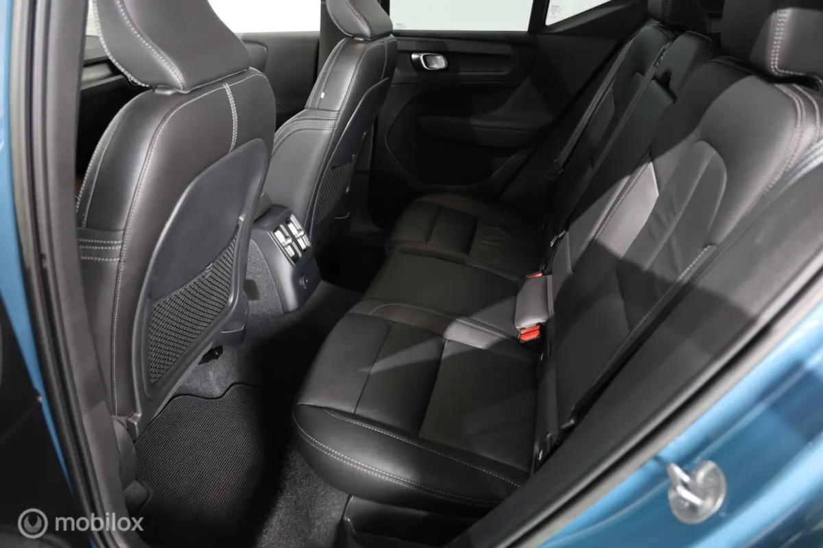1.5 T5 Plug-in hybrid Ultimate Dark - Pano - Elektrische trekhaak - Stuur/stoelverwarming
