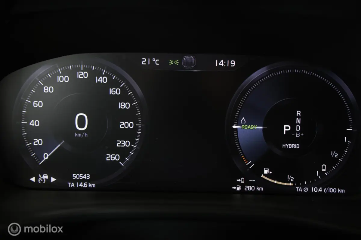 1.5 T5 Plug-in hybrid Ultimate Dark - Pano - Elektrische trekhaak - Stuur/stoelverwarming