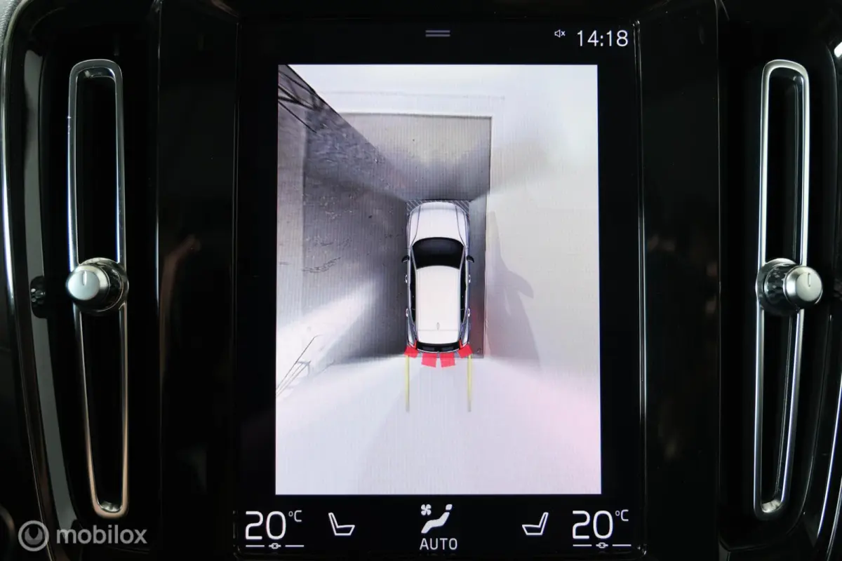 1.5 T5 Plug-in hybrid Ultimate Dark - Pano - Elektrische trekhaak - Stuur/stoelverwarming