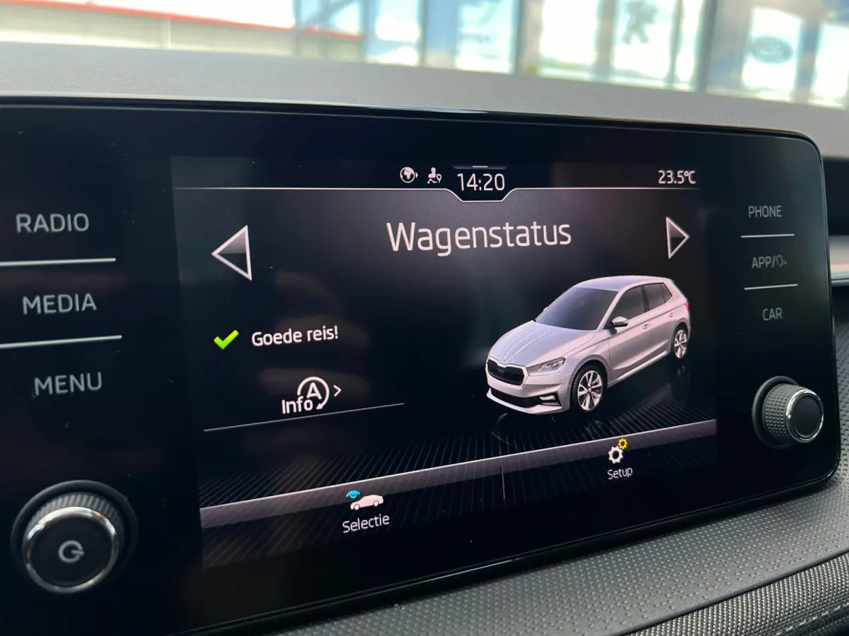 1.0TSI|Virtual dash|Cruise|LED|PDC|PANO|Carplay