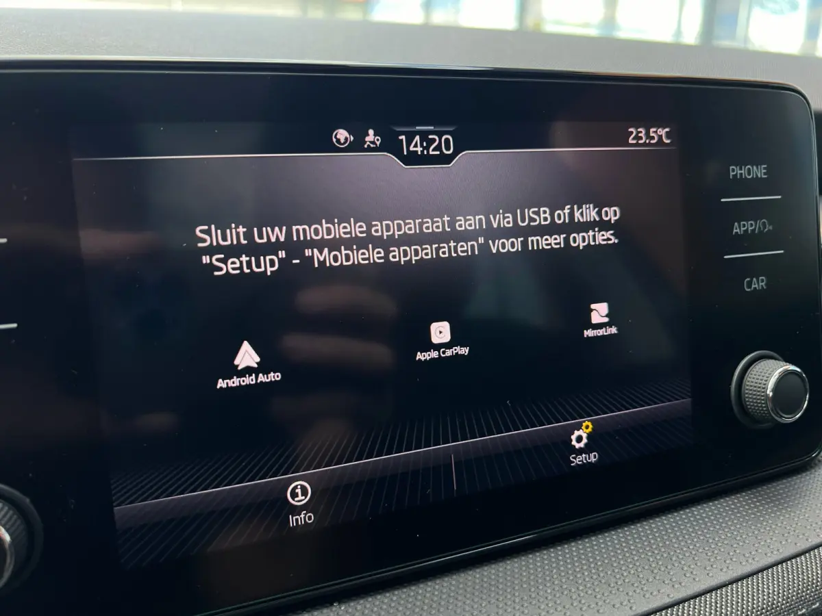 1.0TSI|Virtual dash|Cruise|LED|PDC|PANO|Carplay