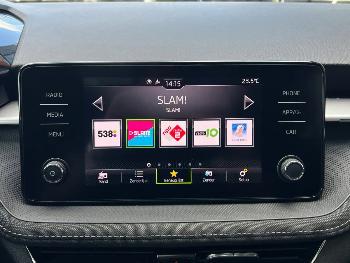1.0TSI|Virtual dash|Cruise|LED|PDC|PANO|Carplay