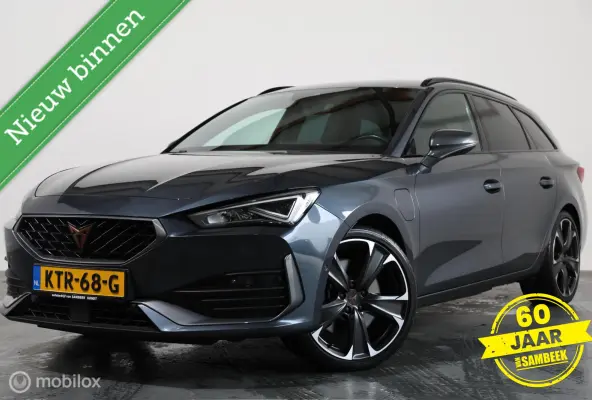 1.4 e-Hybrid Business - Trekhaak elektrisch - Carplay - Stuur/Stoelverwarming