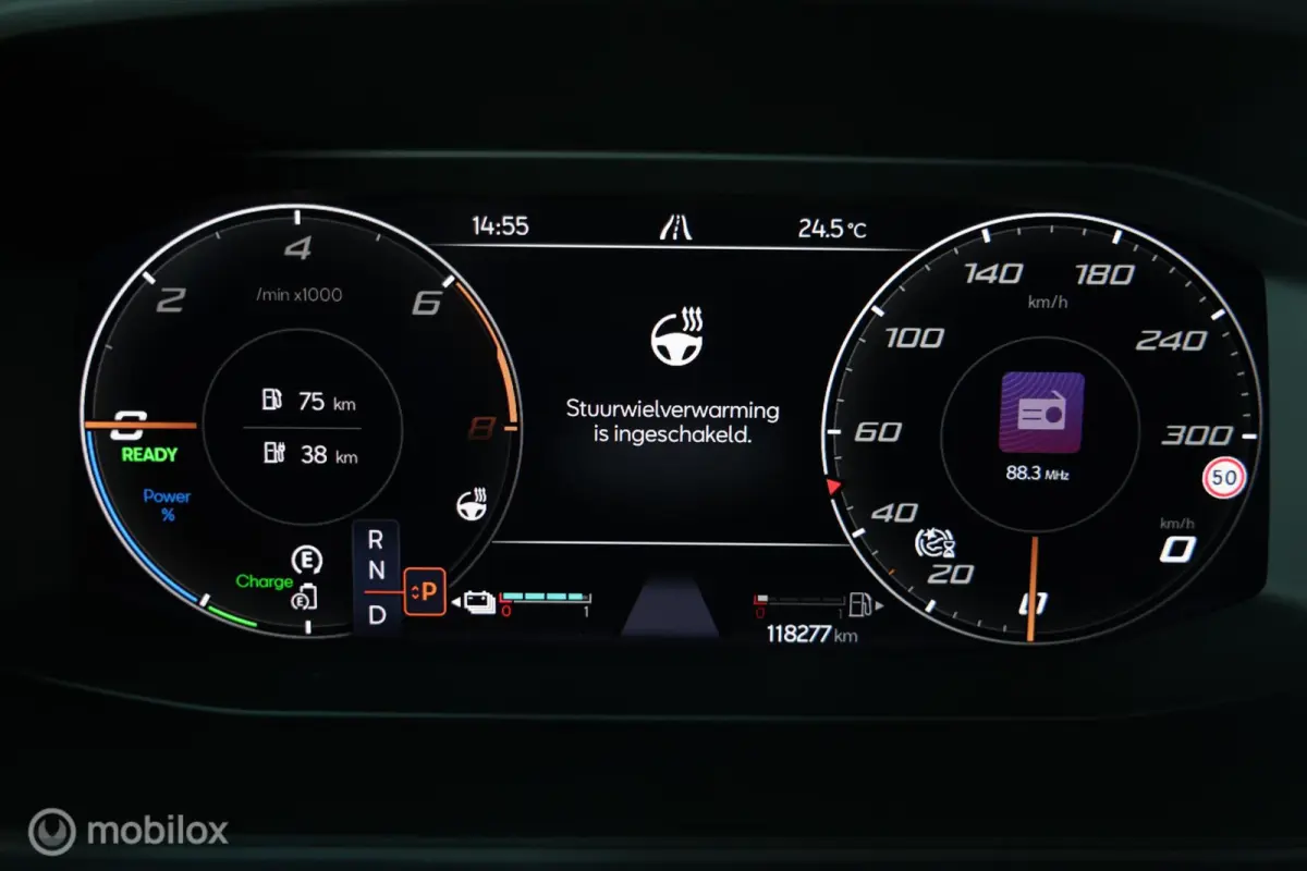 VZ 1.4 e-Hybrid Business - Trekhaak elektrisch - Carplay - Stuur/Stoelverwarming