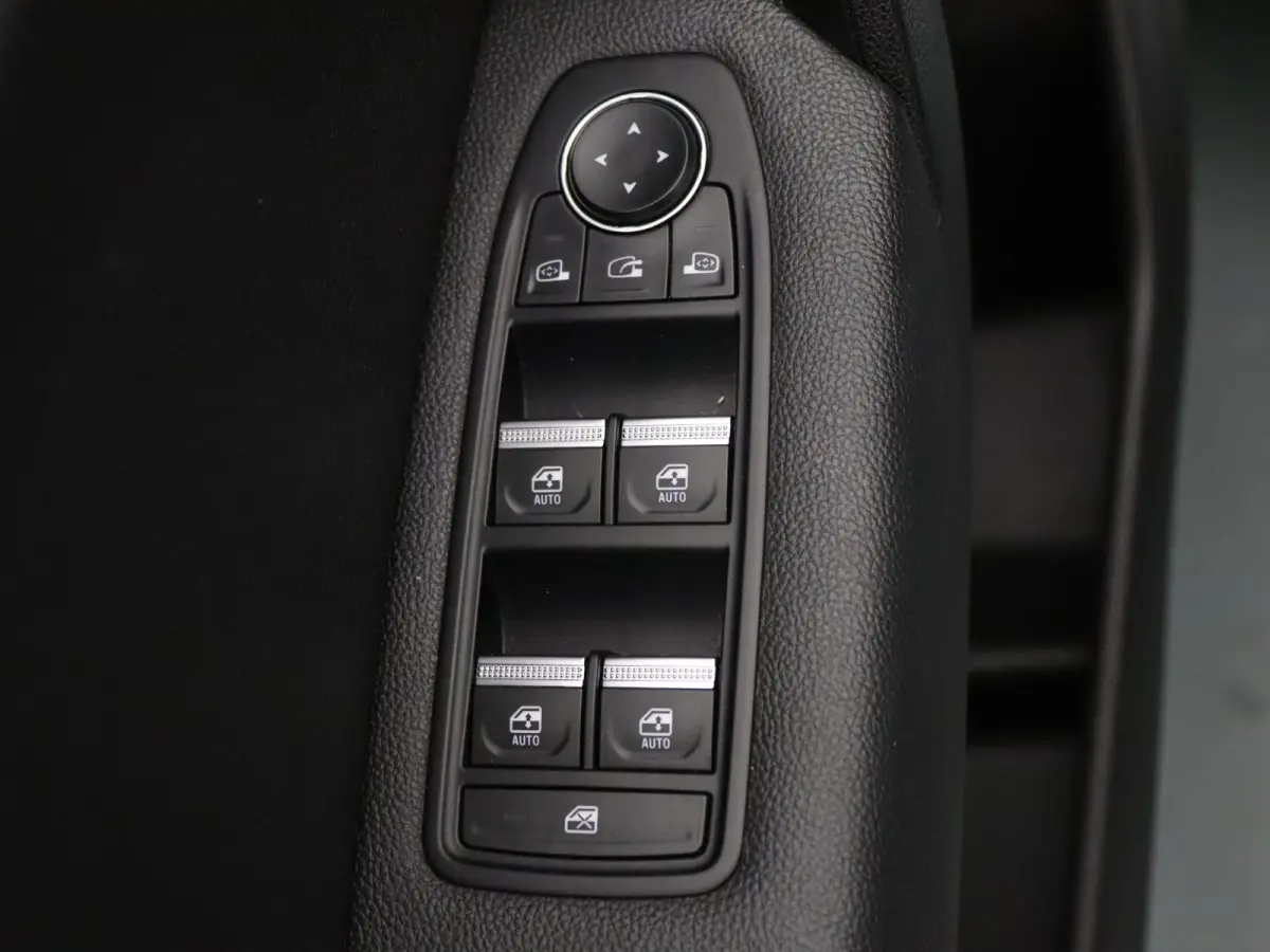 90pk TCe Intens Apple Carplay/Android Auto | Climate