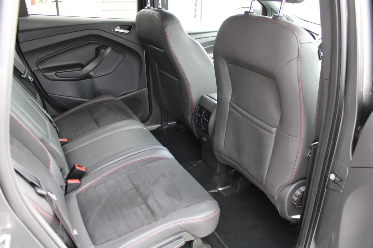 1.5 EcoBoost 150PK|ST-LINE|18''LM|CAMERA|WINTERPACK|VOLL