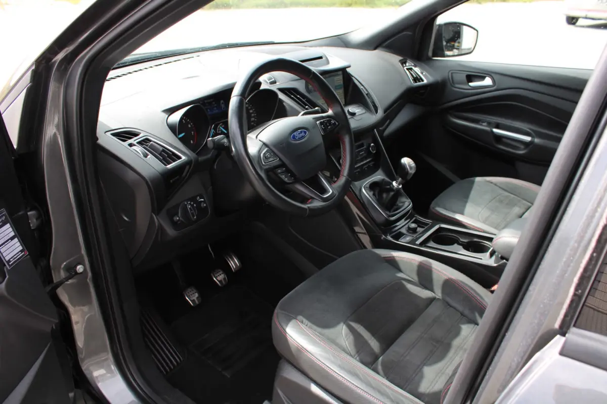 1.5 EcoBoost 150PK|ST-LINE|18''LM|CAMERA|WINTERPACK|VOLL