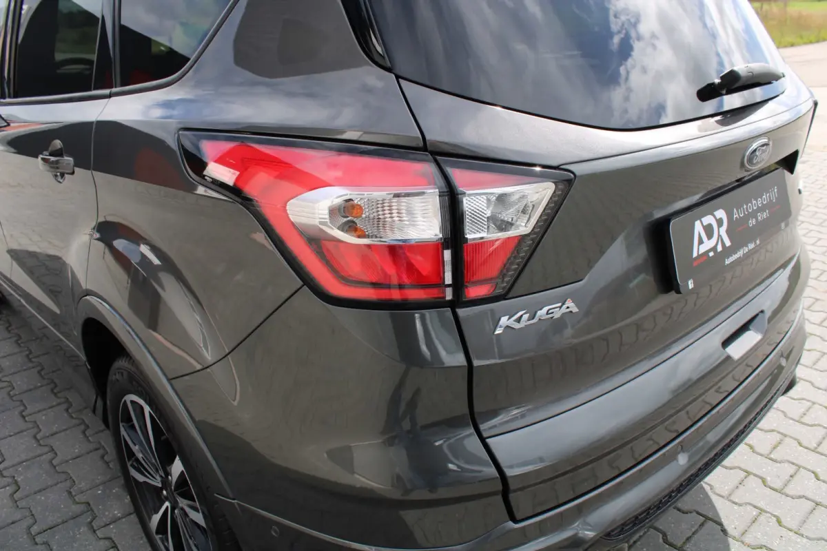 1.5 EcoBoost 150PK|ST-LINE|18''LM|CAMERA|WINTERPACK|VOLL
