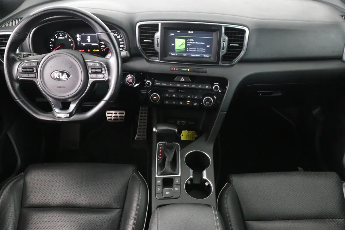 1.6 T-GDI 4WD GT-Line First Edition | Dealer Onderhouden! | Trekhaak | Leder | Camera | Clima | Navi | Cruise Control | DAB | Lichtmetalen Velgen