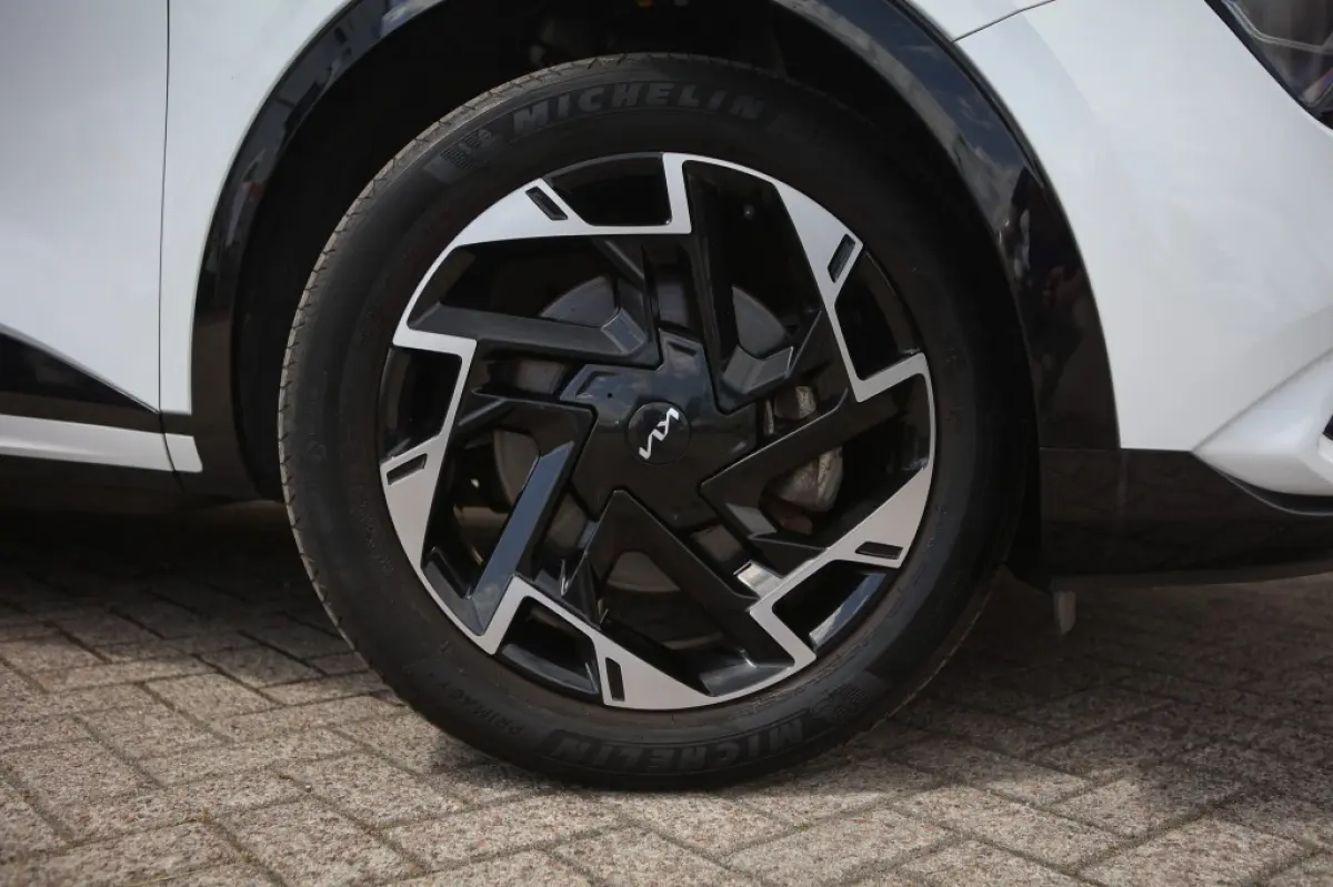 1.6 T Pl. Hyb. GT-L.