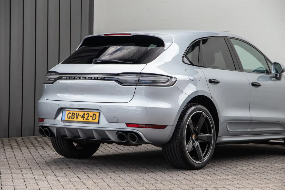 3.0 S Sport-Design, Carbon, Bose, Sportuitlaat, Sport-Chrono, 354pk