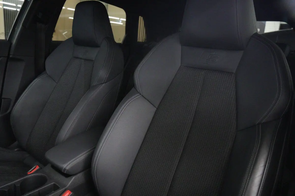 45 TFSI e S edition Competition PANO/CARPLAY/ACC/KEYLESS/VOL