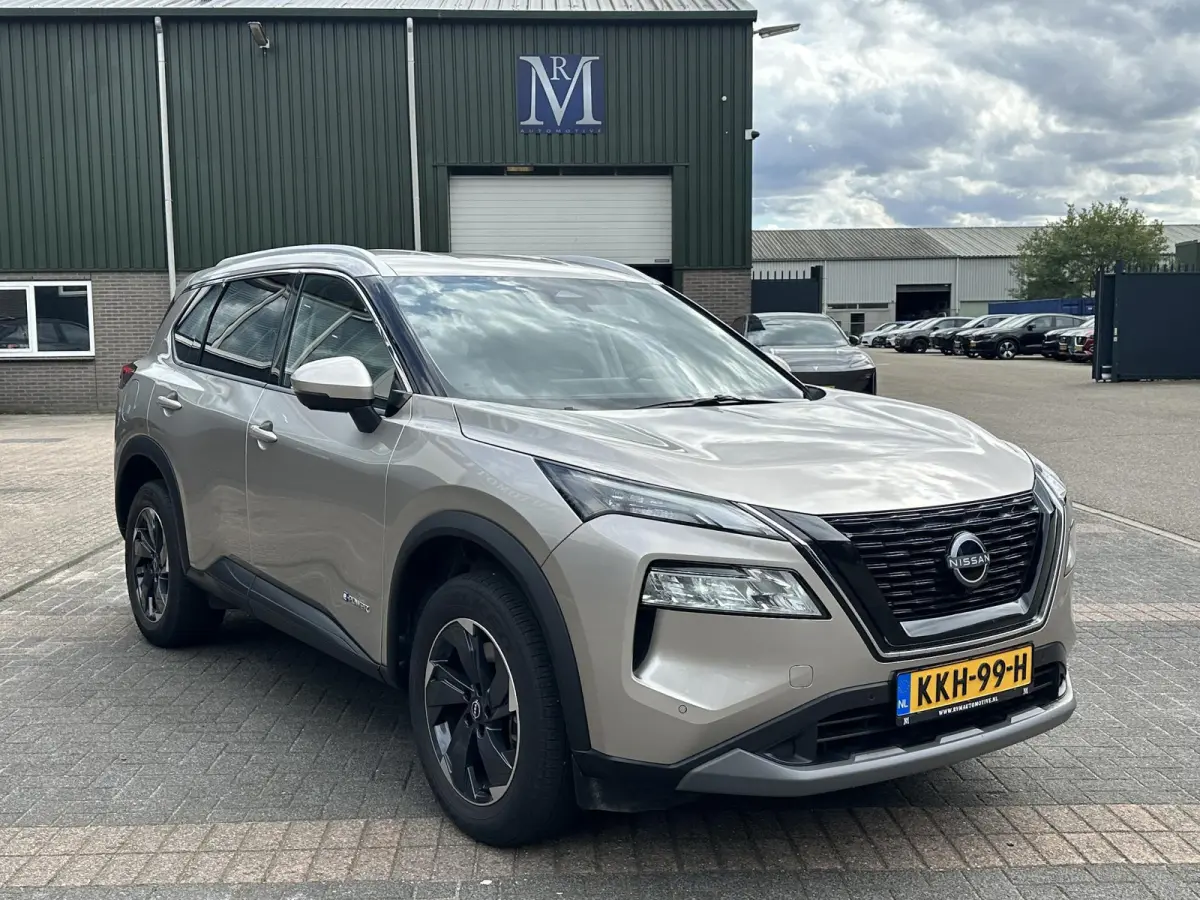 1.5 e-4orce N-Connecta 4WD 7p. VAN:43.900,- VOOR:39.877,- UW HERFSTVOORDEEL:4.023,- 7 PERSOONS| ACHTERBANK VERWARMD| STOEL + STUURVERWARMING| 360 CAMERA| ELEKTRISCHE ACHTERKLEP| ADAPTIVE CRU