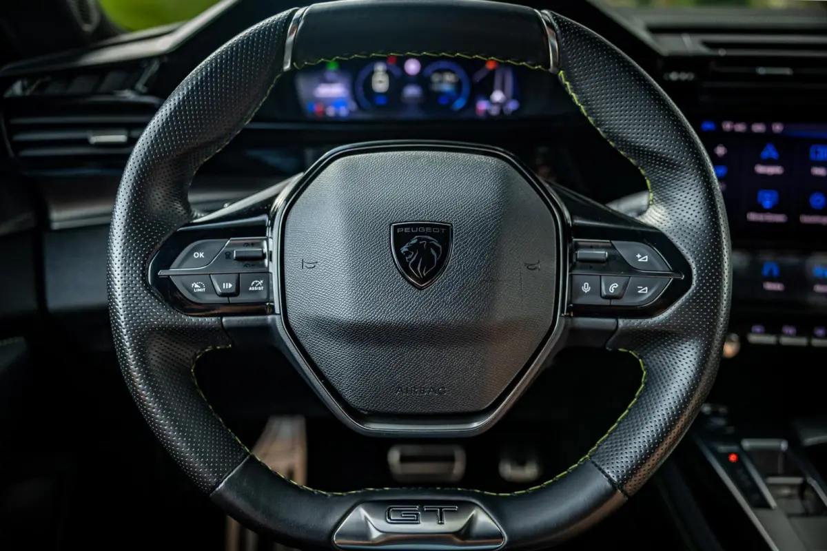 1.2 PureTech GT-Line |Nap |Virtual |Camera