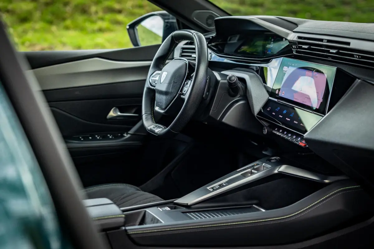 1.2 PureTech GT-Line |Nap |Virtual |Camera